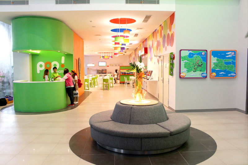 Pop! Hotel Gubeng Сурабая Екстериор снимка